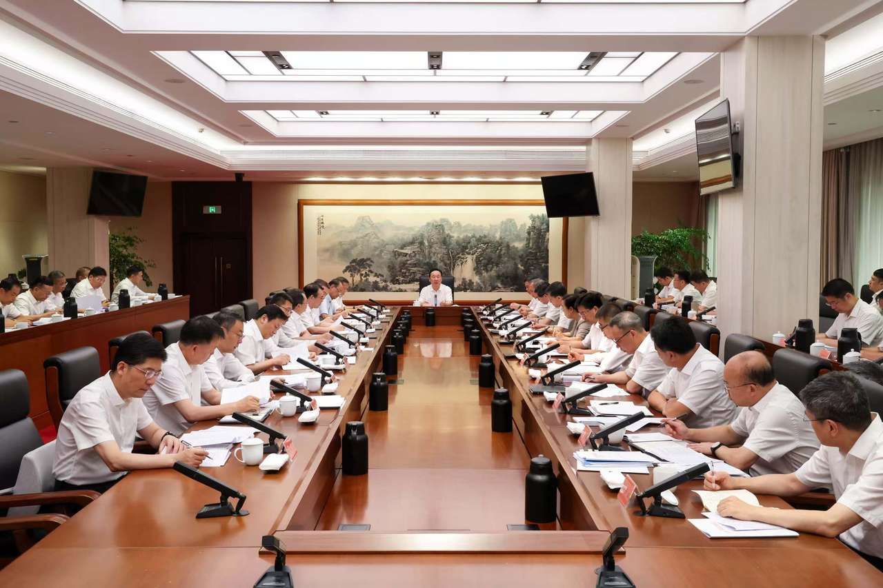 1760003656203430.jpeg 1009时政.jpg